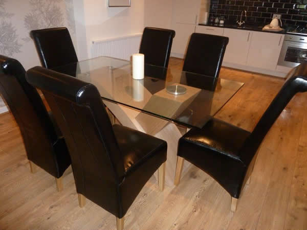 Dining at The Lovat Apartment